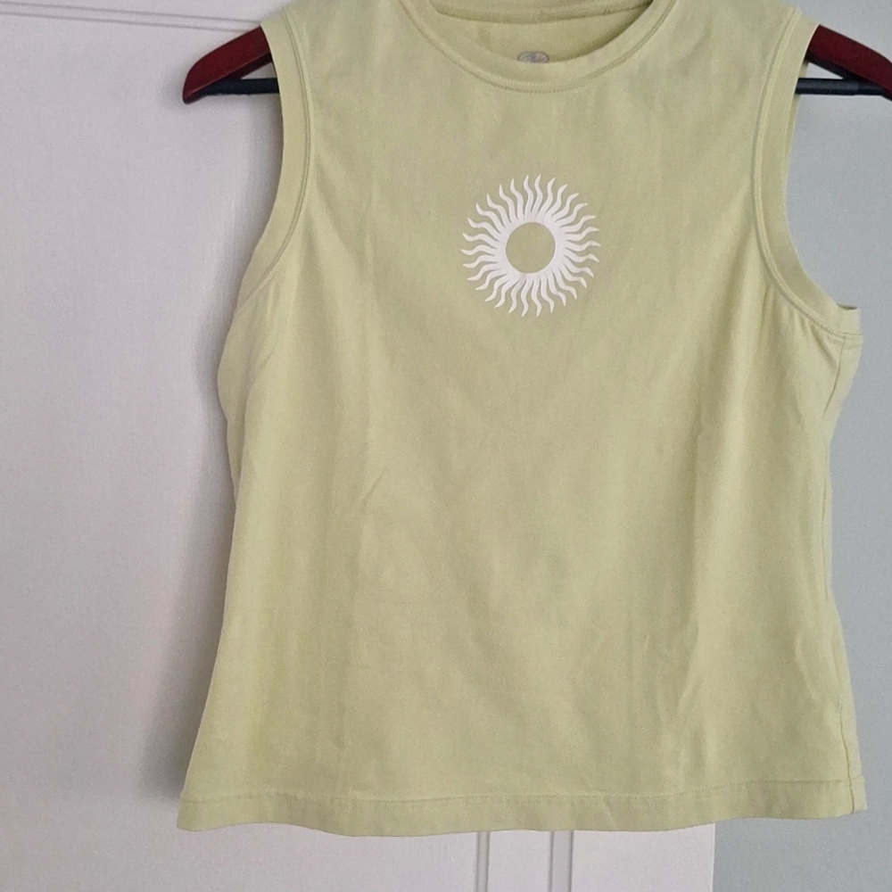 Athletic works cotton lucra tee shirt